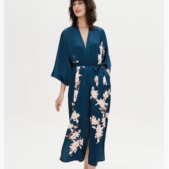 BabeYond Other - COPY - Long silky satiney robe.